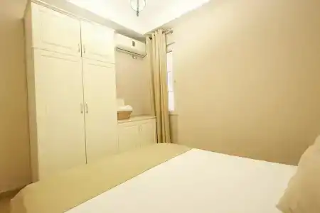 Flower Residence - 172