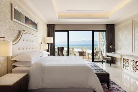 Sheraton Grand Danang Resort - 61
