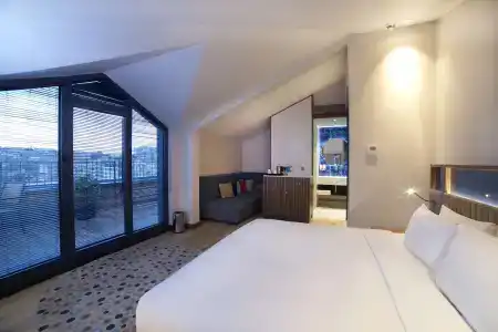 Valens İstanbul - 4