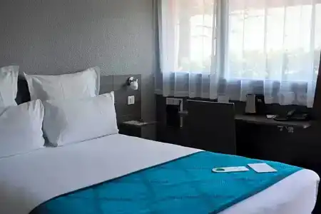 Sure by Best Western Biarritz Aeroport - 56