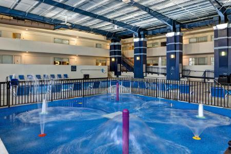 Four Points by Sheraton - 41