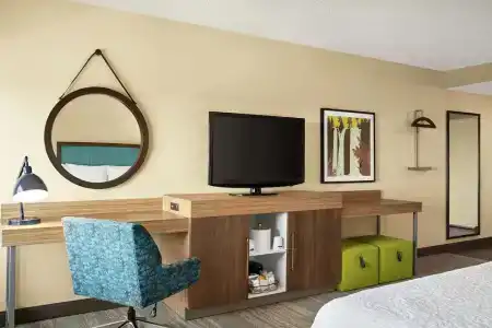 Hampton Inn Portland Airport - 33