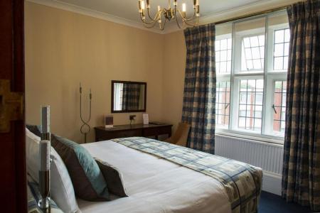 Best Western Plough & Harrow - 44