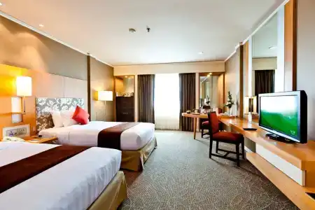 Royal Princess Larn Luang - Sha Extra Plus - 9