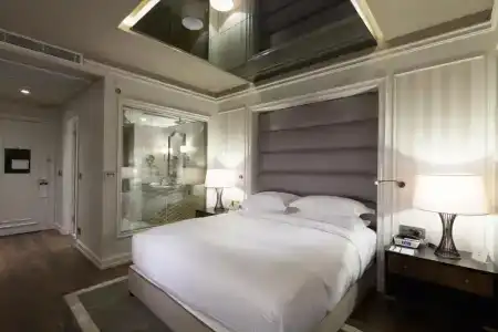 DoubleTree By Hilton Izmir Airport - 54