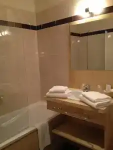 Hôtel Les Maréchaux - 29
