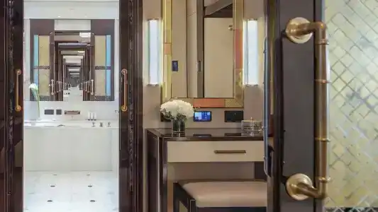 The Peninsula - 72