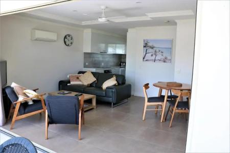 Noosa River Palms - 183