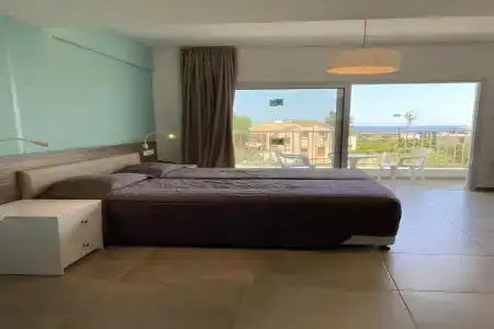 Sweet Memories Apts - 4