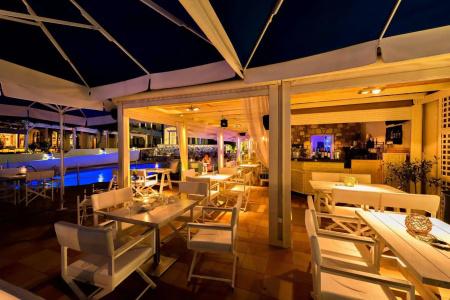 Oasis Beach - 28