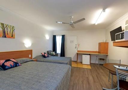 Riviera on Ruthven - 24