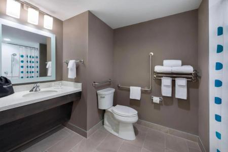 TownePlace Suites by Marriott Kanata - 22