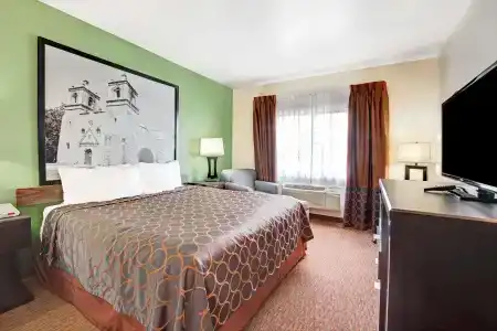 Surestay Plus By Best Western San Antonio North 281 n - 25
