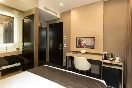 Dominic Smart & Luxury Suites - Republic Square - 31