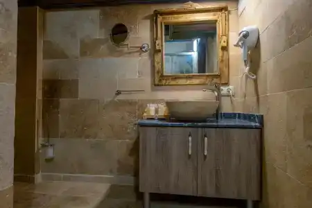 Underground Cave Suites - 93
