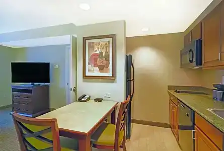 Homewood Suites by Hilton Denver International Airport - 41