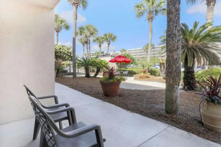 Hampton Inn - 47