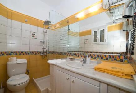 Andreolas Luxury Suites - 29