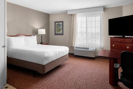 Larkspur Landing - An All-Suite - 23