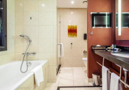 Hilton Warsaw City - 10