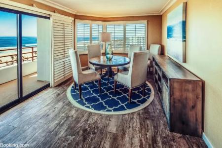 The Waterfront Beach Resort, A Hilton - 157