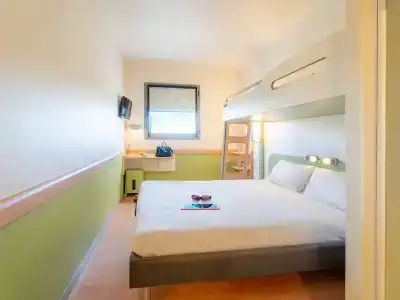 Ibis Budget Madrid Vallecas - 1