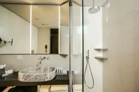 Viu Milan - 13