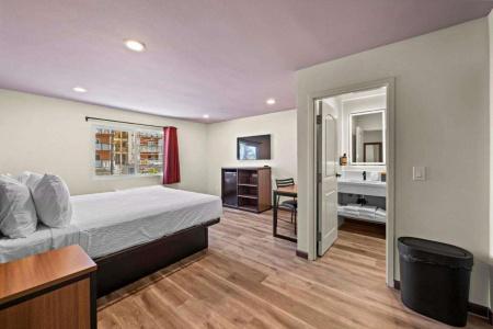 Hyland Inn - 7