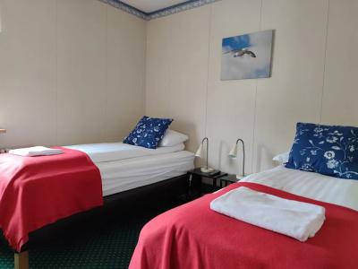 Mikligardur Guesthouse - 2