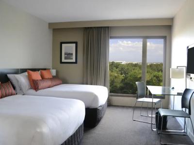 Novotel International Airport - 74