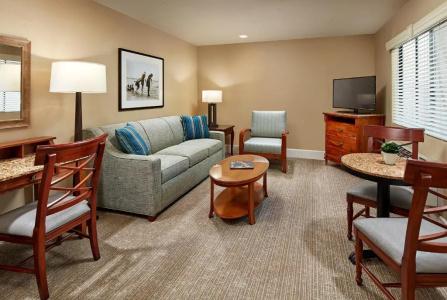 Glorietta Bay Inn - 80