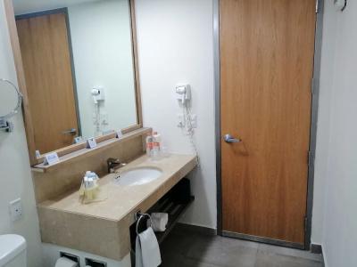 Holiday Inn Express Mexico Reforma - 38