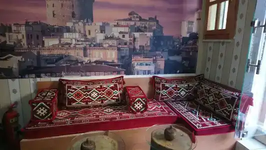Otantik Guesthouse - 11