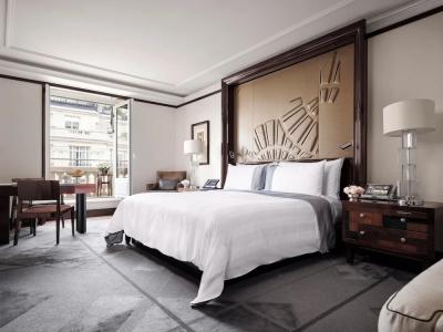 The Peninsula - 30
