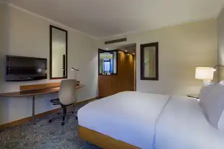 Mersin HiltonSA - 5