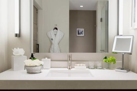 Boston Commonwealth - 14