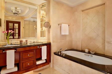 The Ritz-Carlton, Guangzhou - 56