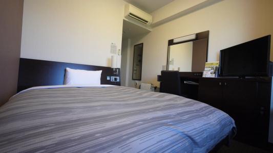 Route-Inn Nagahama Inter - 44