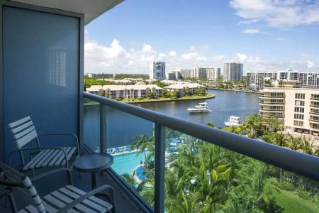 DoubleTree Resort Hollywood Beach - 74