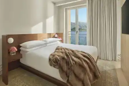 Britannia Excelsior - 58