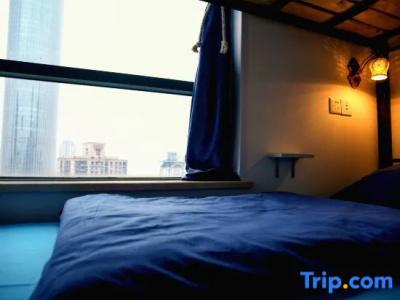 Only Cafe and Backpacker - 36