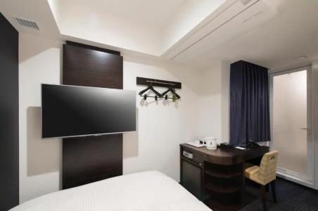 Guest1 Ueno Ekimae - 43