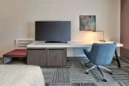Hilton Garden Inn/Journal Center - 51