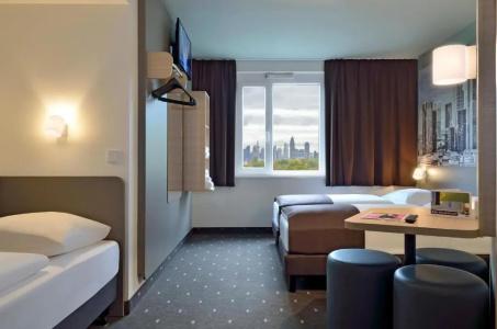 b&b Frankfurt-West - 30