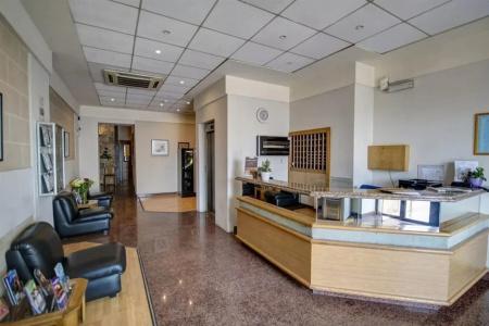 Sliema Chalet - 12