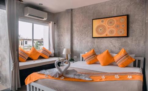 Ban's Avenue Guesthouse - 0
