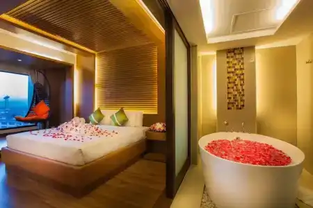 Chiangmai Grandview & Convention Center - Sha Extra Plus - 10