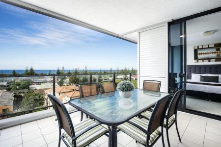 Ultra Broadbeach - 49