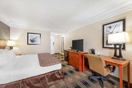 Best Western Inn at the Airport - 41