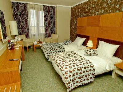 Grand Nur Plaza - 2